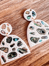 Load image into Gallery viewer, Lennon in Abalone