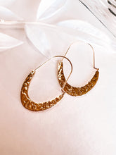 Load image into Gallery viewer, Oblong Hoops in UnClay