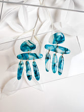 Load image into Gallery viewer, Reznor in Spring Brights