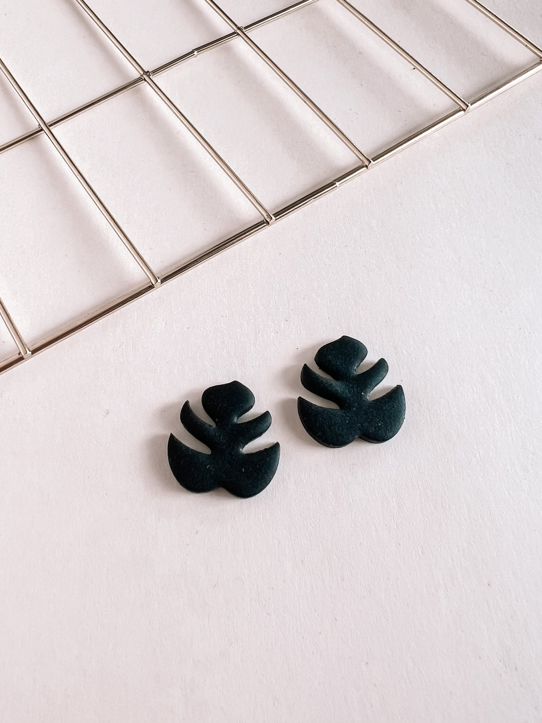 Leaf Studs in Painted Black